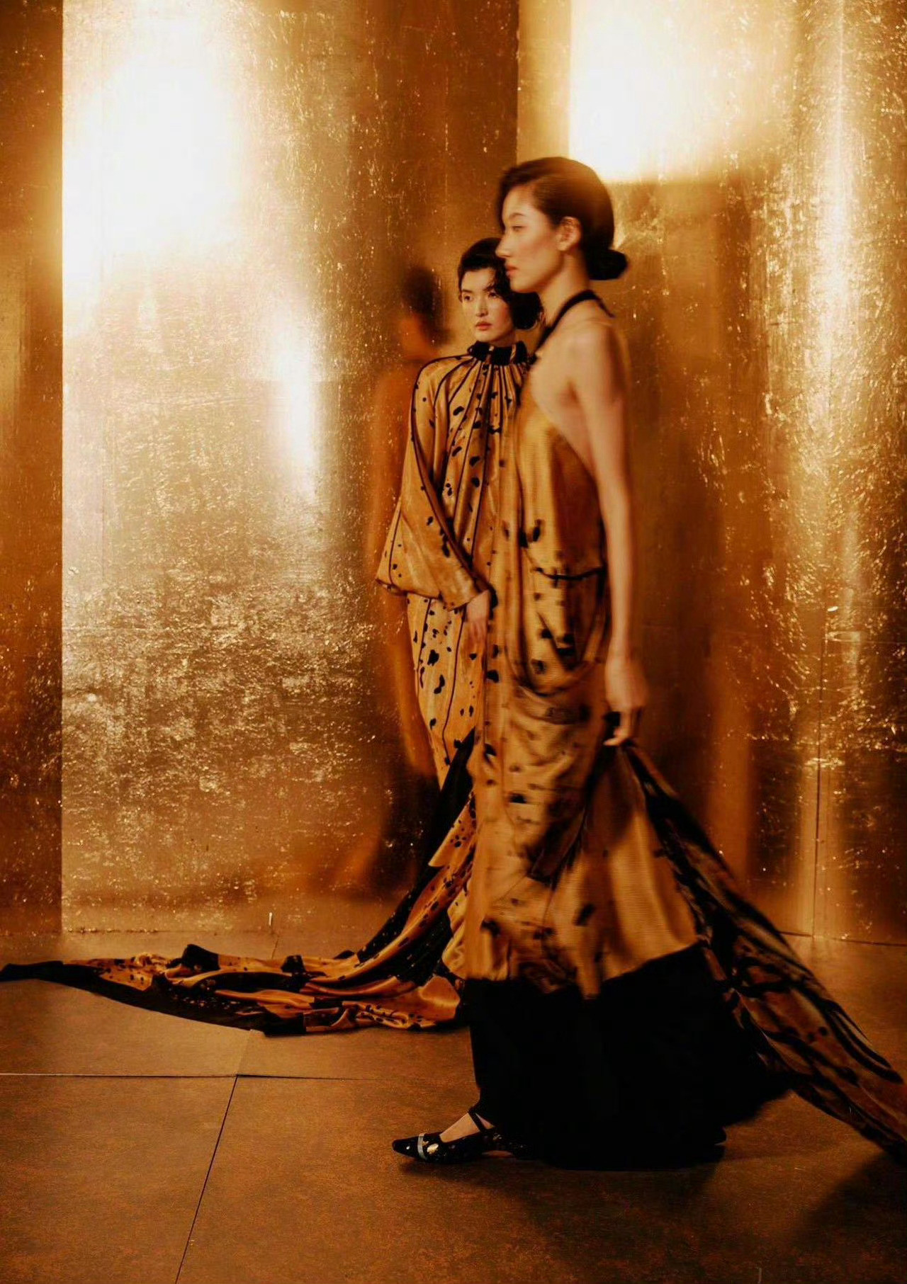 YANGKEHAN2026秋冬系列「浮生梦」亮相上海时装周。以20世纪20-3