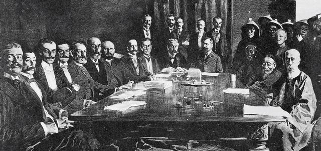 甲午战争，我们战败，赔了鬼子2.3亿两白银，割让了台湾。八国联军侵华，我们赔了4