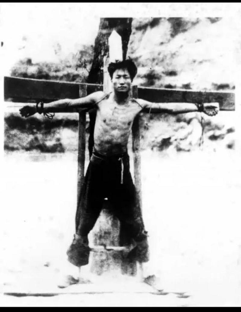 1936年，凌福顺就义前的镜头，没有胆怯和害怕，致敬先烈！在福建省革命纪念馆