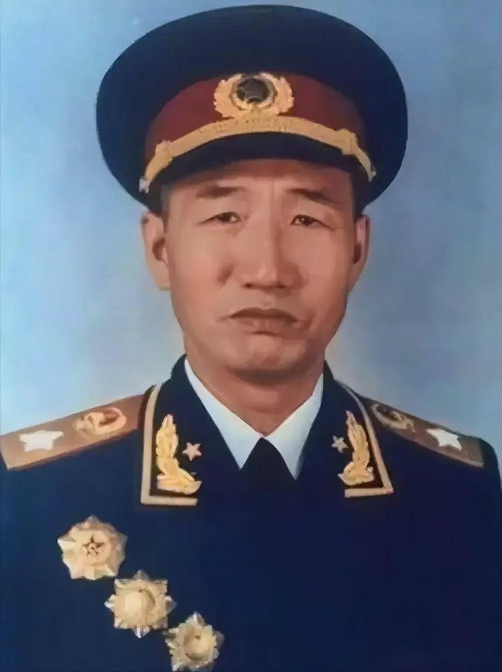 1979年，一代名将郑维山最终因为生活低头了，他给昔日领导人徐向前写了一封信，信