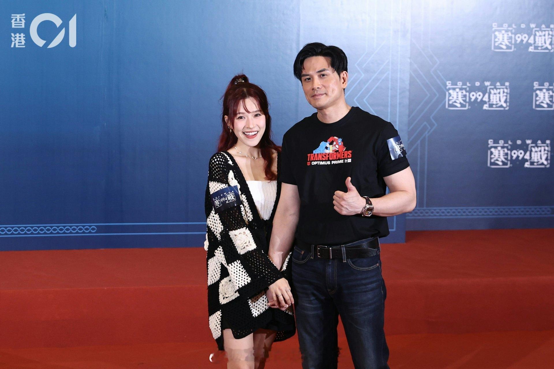 《寒战1994》｜首映红毯性感比拼新晋影后廖子妤、高海宁大方展露美背，惊艳亮相《