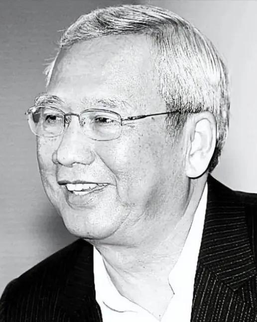 上世纪九十年代，台湾费尽心思安排到解放军内部的间谍，全都被李志豪给揪了出来，当这