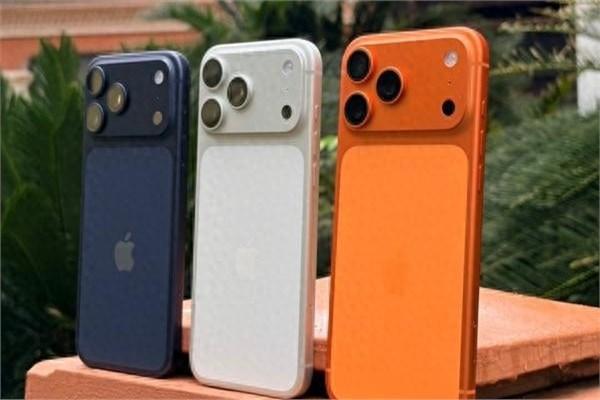 值得关注，沉默已久的库克再次发声，依旧是语出惊人，而这份最新财报，直接把苹果在中