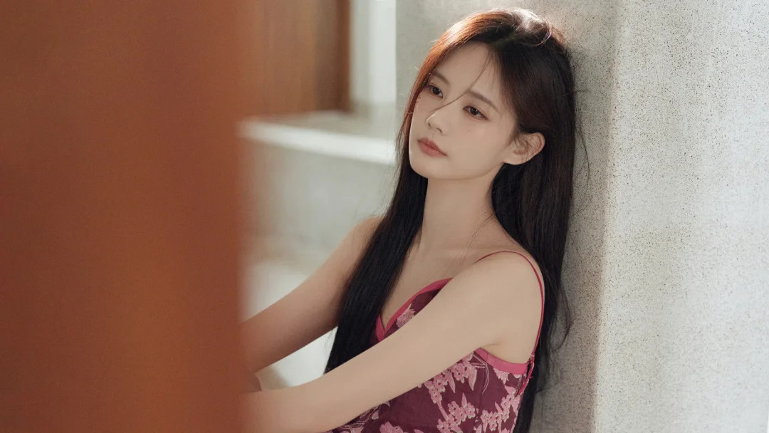 不知为啥总感觉李一桐越来越漂亮了​​​