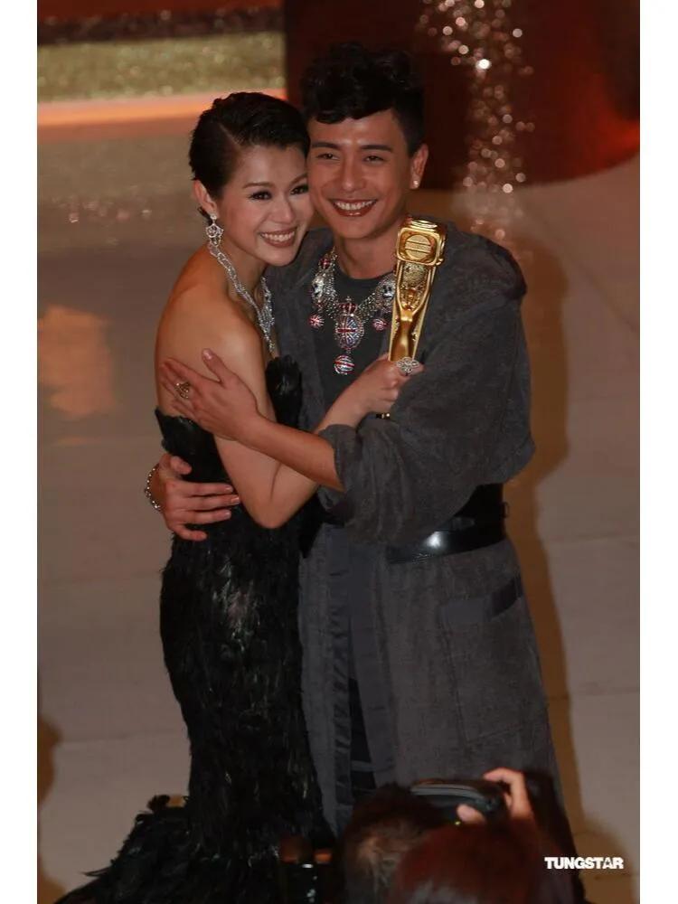 胡杏儿为何明知与黄宗泽是没有结果的，为何等了一年又一年呢？试问一下，8