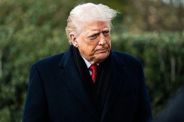 10国签字，加入特朗普版联合国，特意给中俄留的位置，现在还空着近日，特朗普邀请