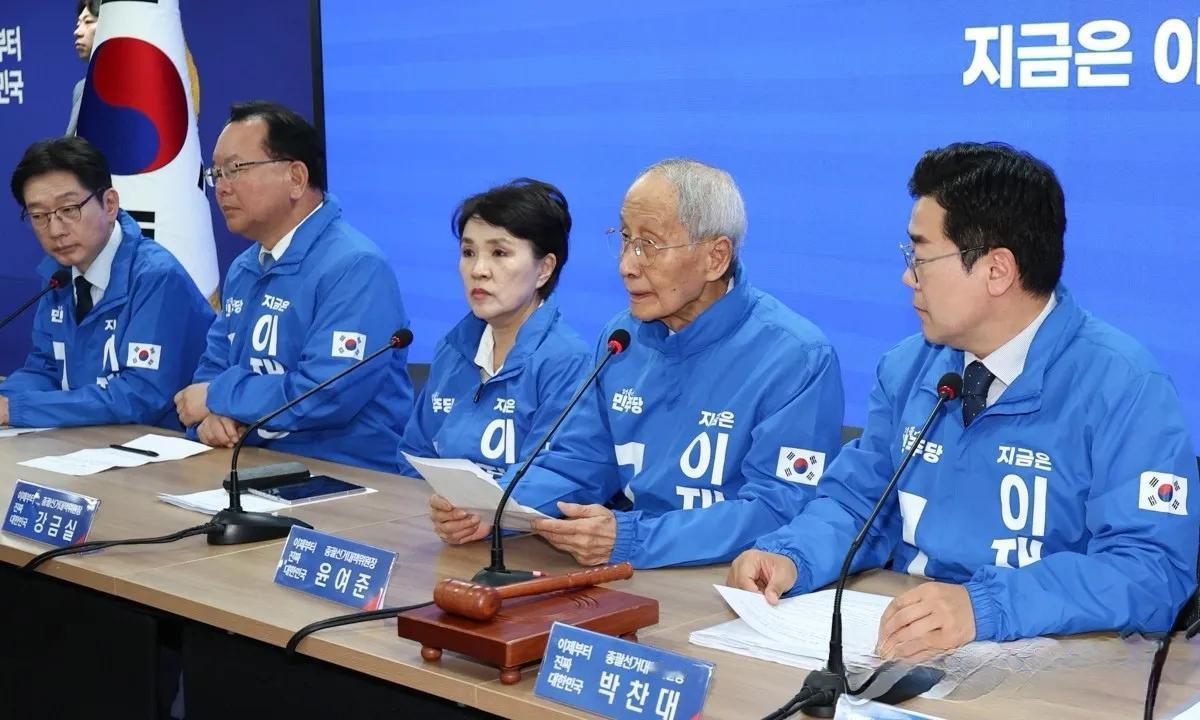 国民力量两“洙”相争，民主党选举委员会也来凑热闹。评价两个古稀之年老江湖是50