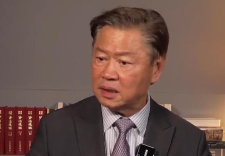 难以置信！栗正杰（台退役少将）表示自己“同情菲律宾海军，打群架也应该给他们像样的