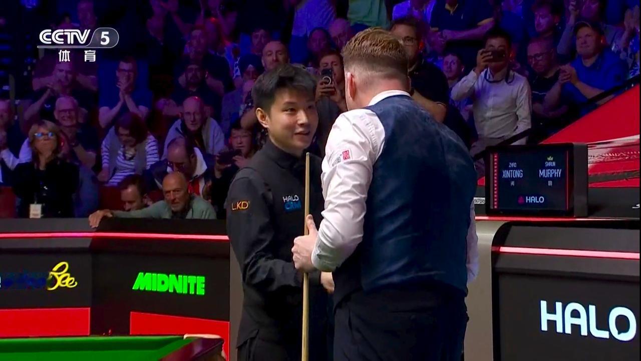 赵心童止步8强，以10:13不敌墨菲，无缘卫冕。不得不说，第三阶段，对手状态真