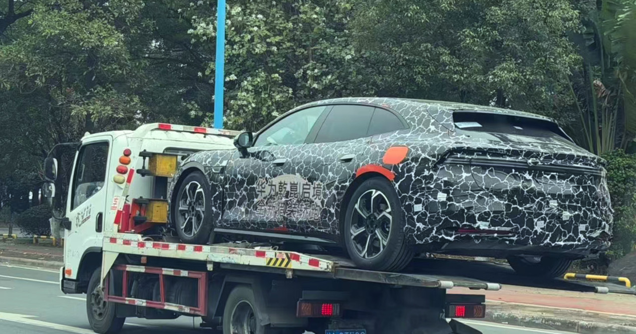 最近两年猎装车这个细分市场是真的火。2021年全球才卖6.2万辆，2024年直接