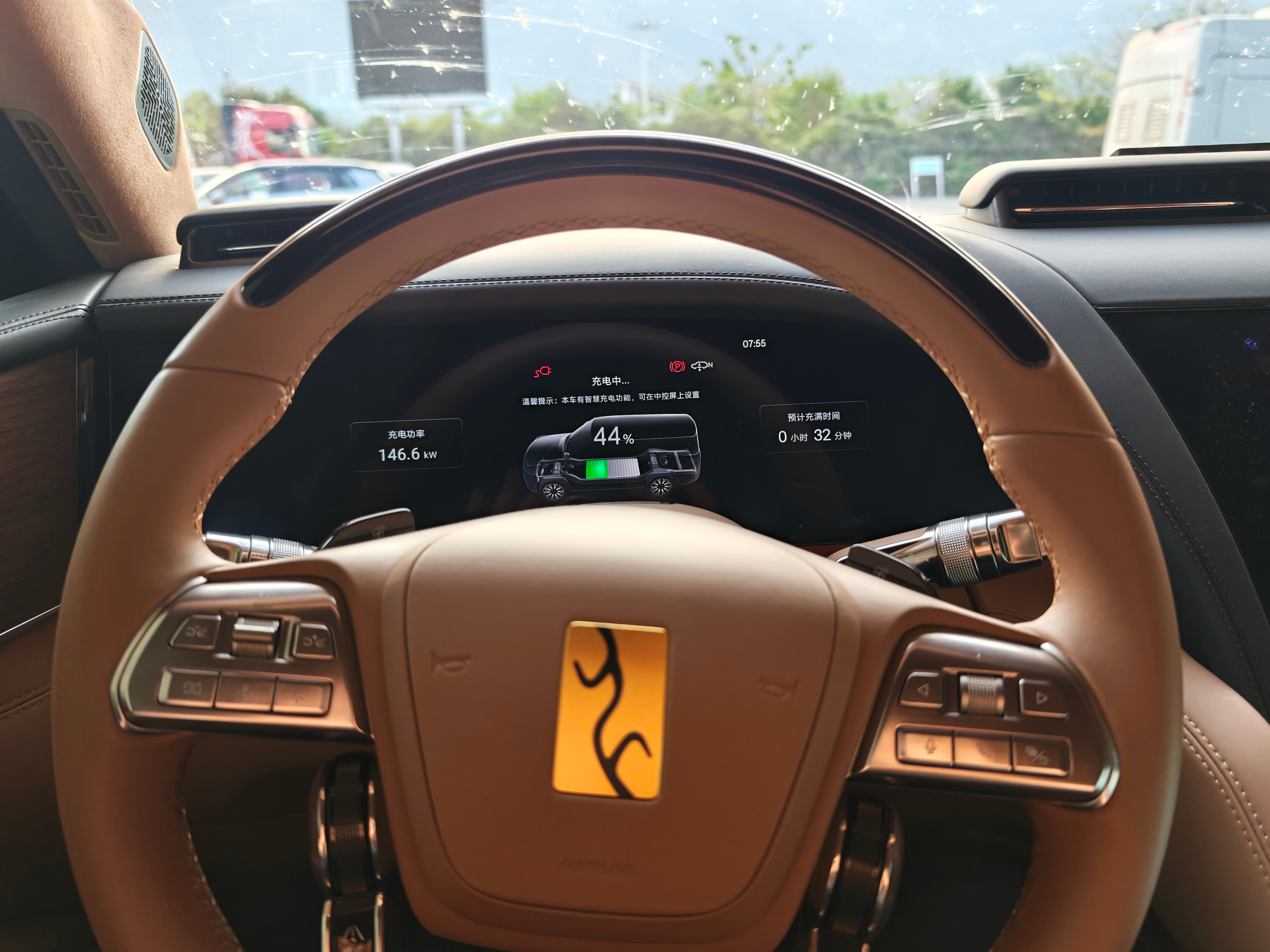 早啊宝们，900公里高速，我已经充了6次电了，太焦虑了