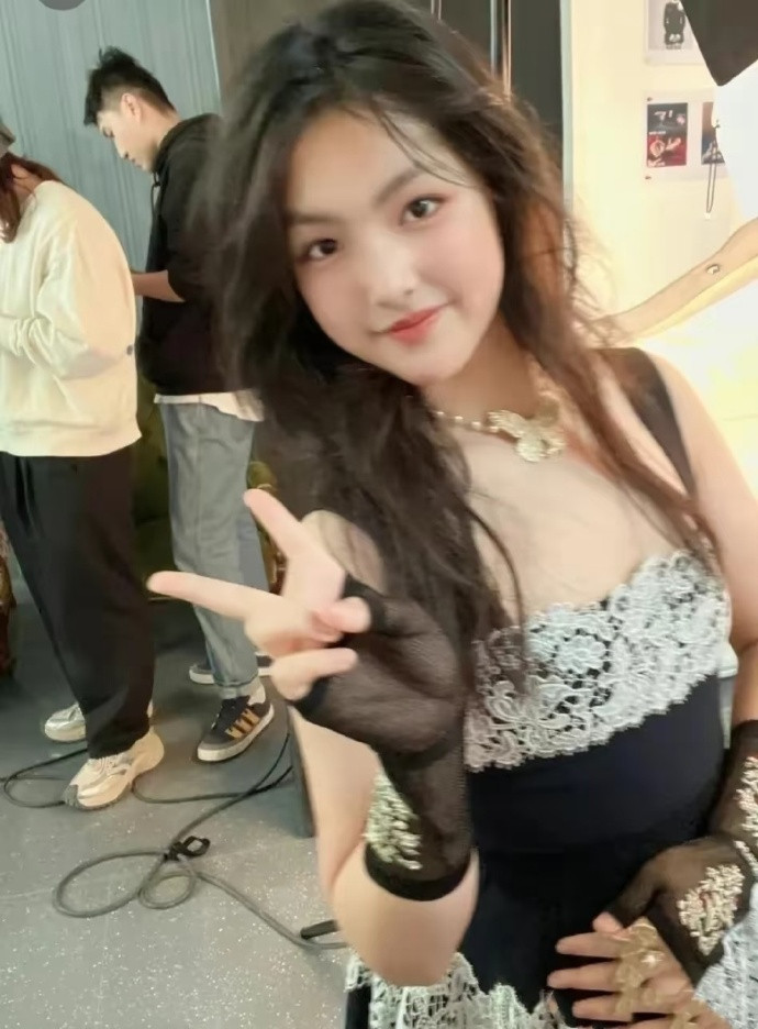 果然富养的孩子就是不一样！王诗龄小时候总被吐槽没遗传到妈妈的优点，如今长大蜕变