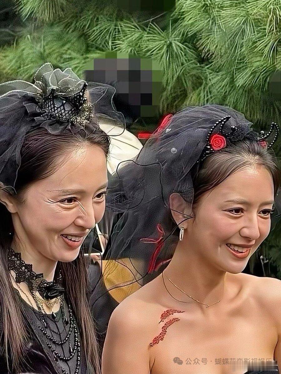董璇佟丽娅素颜刷屏：看完我终于明白，红毯精修到底骗了大家多少年  明星...