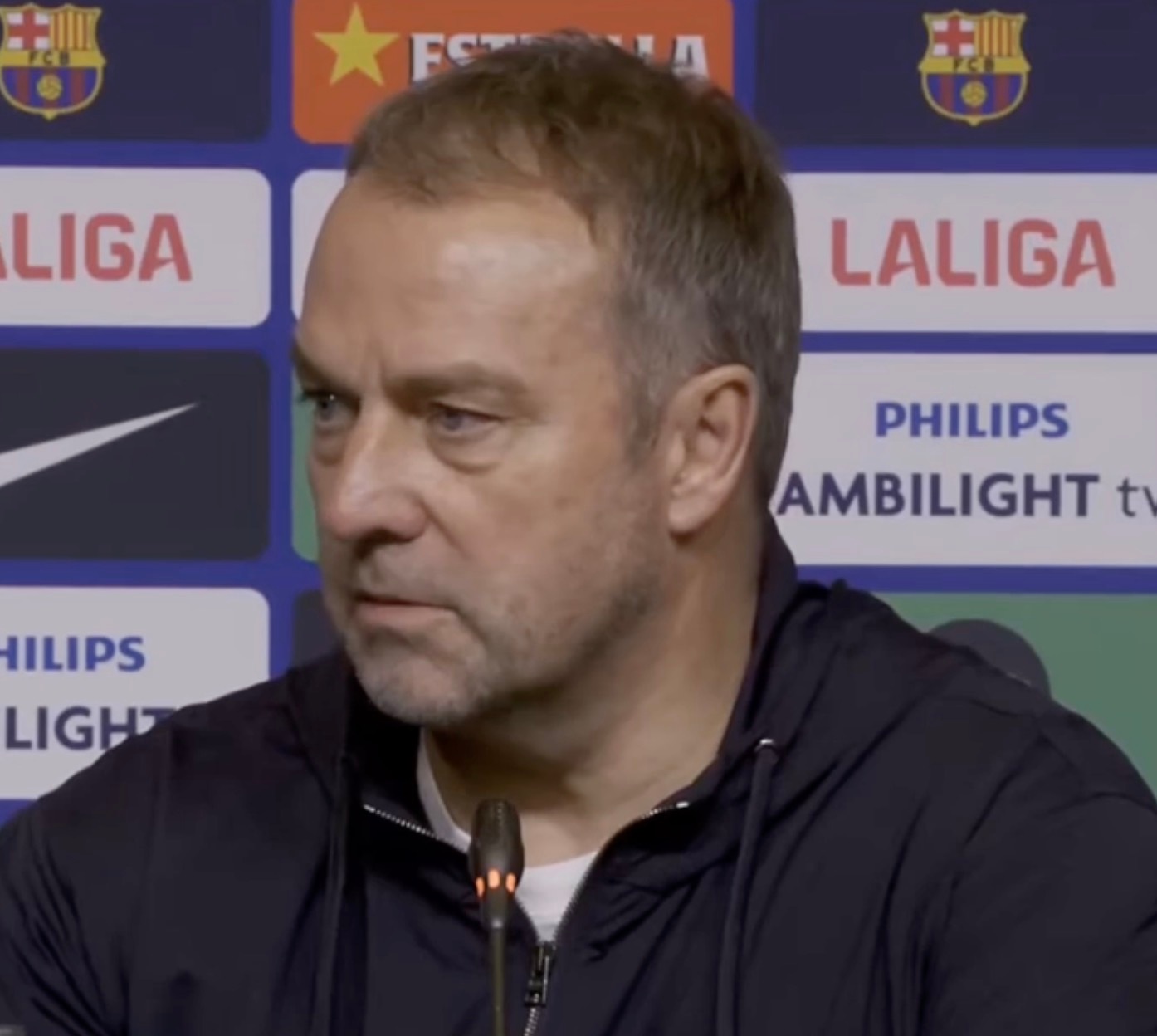 弗里克：“中场休息时，我只问了我的球员们一个问题：你们对这个结果满意吗？当然，他