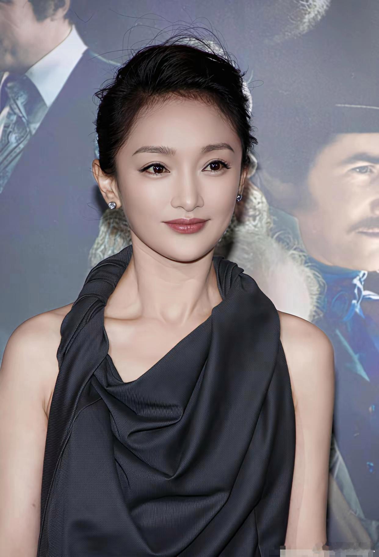 周迅这颜值太能打，灵动气质拉满，妥妥的人间精灵！