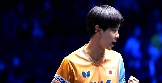 国乒小将温瑞博，直接把世界第三干掉了？！就在多哈球星赛，他3-2爆冷掀翻巴西