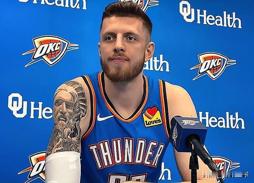 雷霆祸从天降，首发中锋哈滕受伤！今日，据美记MichaelScotto报道，