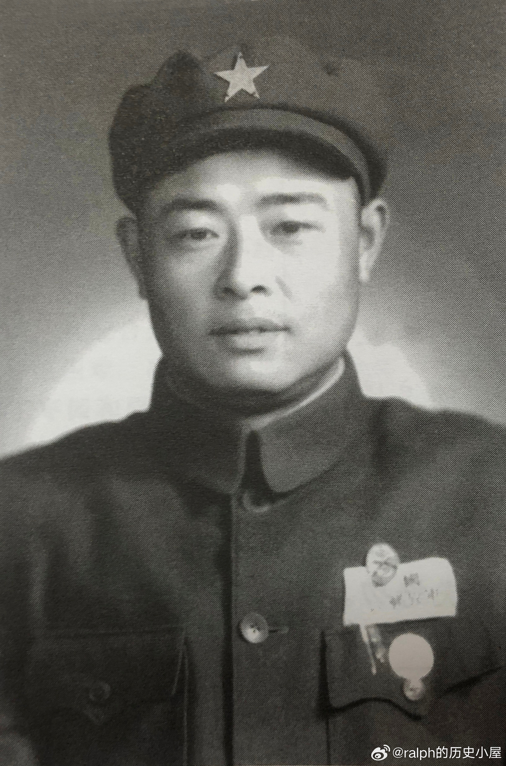1949年2月华东野战军第十二纵队奉命改编为第三野战军第三十军，谢振华任第三十军