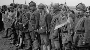 1949年的春天，山东全境基本解放，青岛成了国民党残余势力盘踞的最后孤岛。城内特