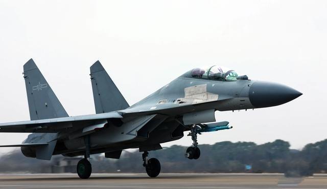 一旦歼10CE降落在平壤，下一秒，美军的F-35、萨德雷达和日本的出云号航母，就