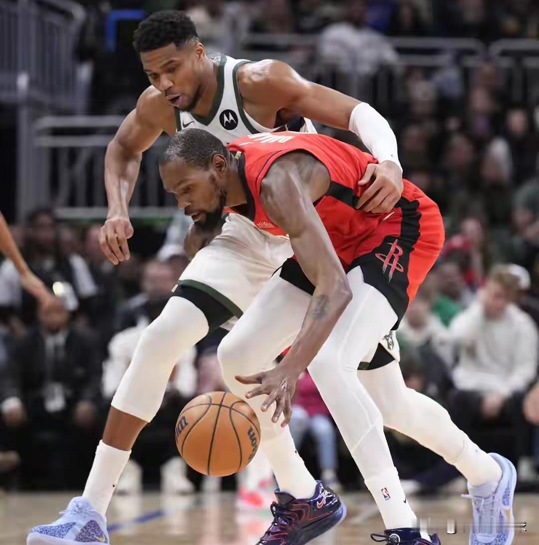 大鱼来啦！今年这6大NBA球星极有可能被交易:一、76人保罗乔治本赛季常