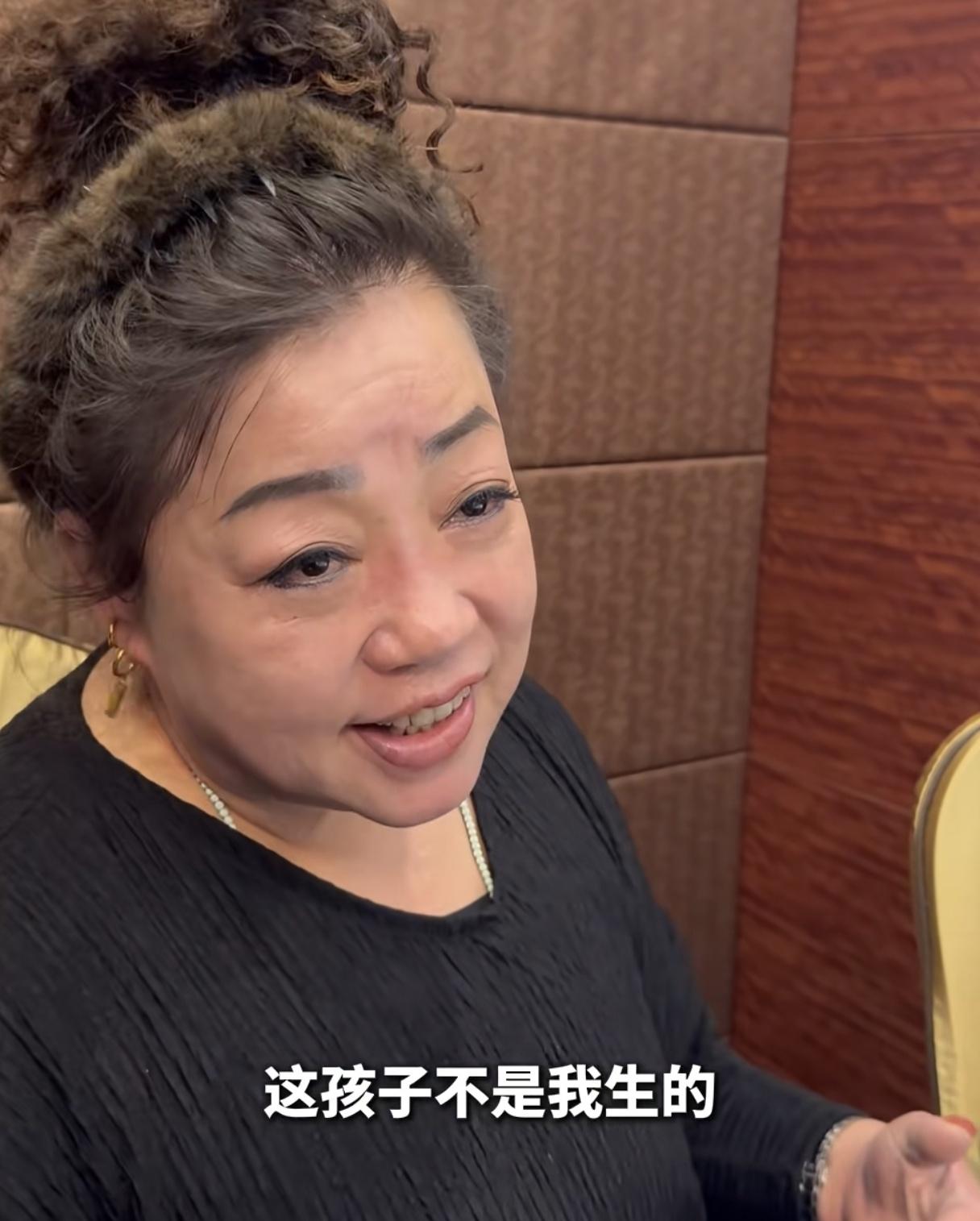 张云鹏的继母真好！她说话的时候感觉眼圈红了！继母说，自从张云鹏爸爸找到张云鹏