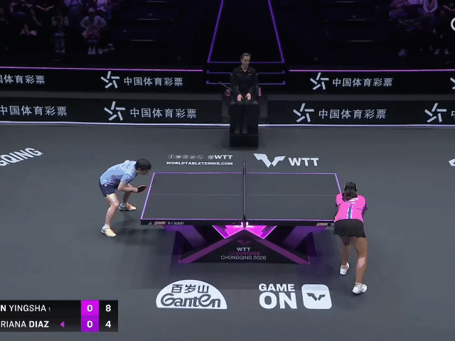 没办法，无论谁到了莎莎这儿都要倒下[笑着哭]，前两局孙颖莎🇨🇳11-5，11