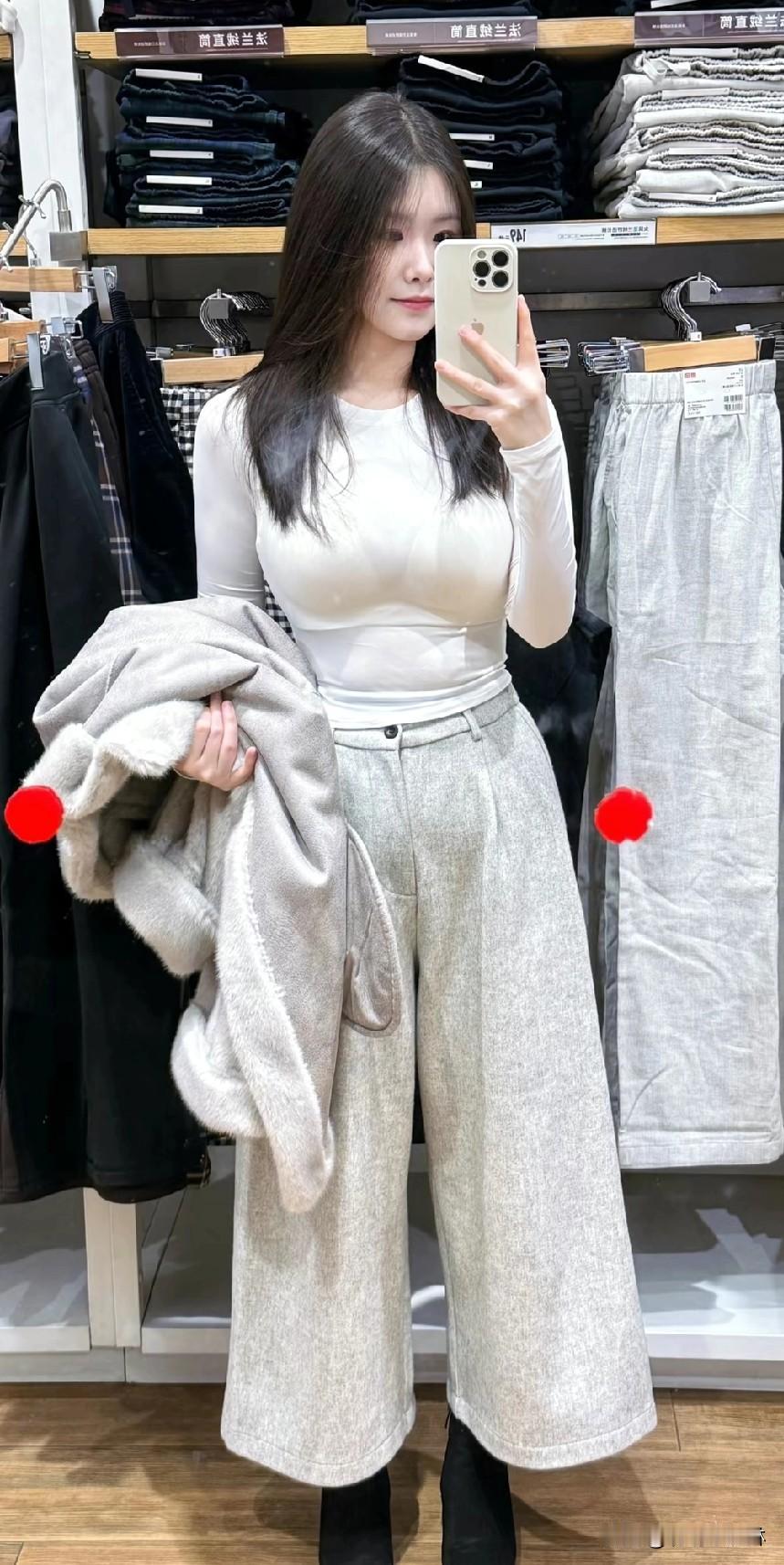 简约优雅，灰色调穿搭，轻松显瘦，气质满满！