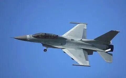 为什么柬埔寨宁可按兵不动，也不让中国战机升空迎战泰国的美制战斗机？泰国空军F-