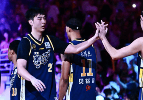 媒体人: 张明池近期承受来自个人&家庭的压力, 需要时间调整