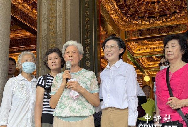 民进党下届高雄市长初选战况激烈，选情朝绿委赖瑞隆、许智杰、邱议莹3抢1走，绿委林