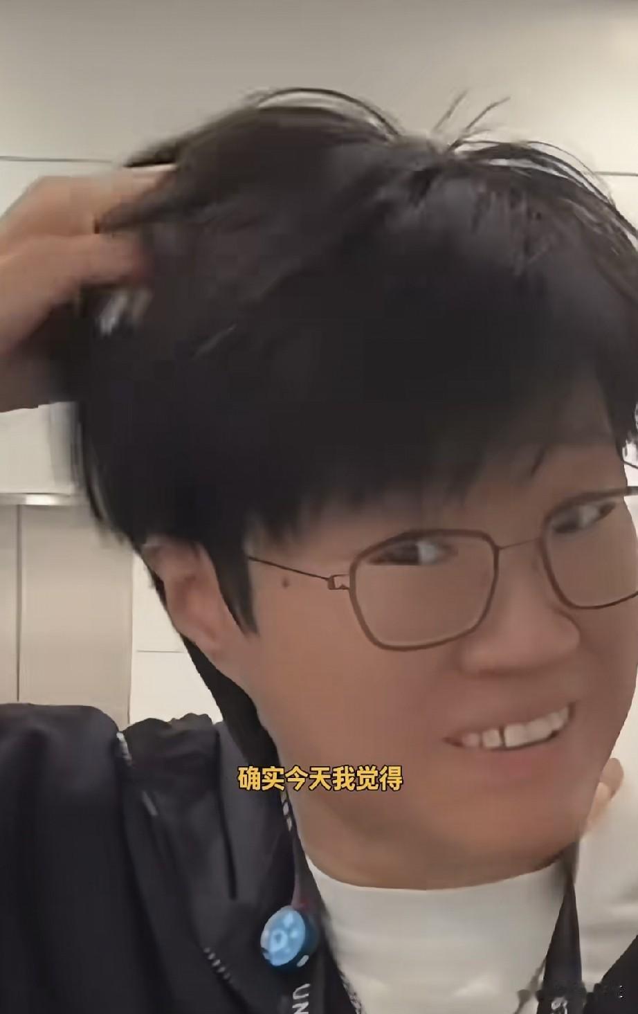 被郭焱笑死了！他说莎头输给申裕斌/林钟勋没问题，偶尔输也正常，结果自己懊悔的龇牙