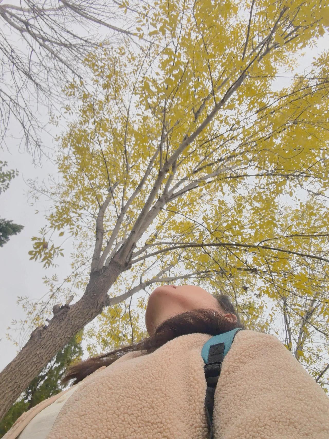 异地婚姻怎么维持下去呢女方在老家上班月薪三千，带两个孩子。平常孩子爷爷帮忙接