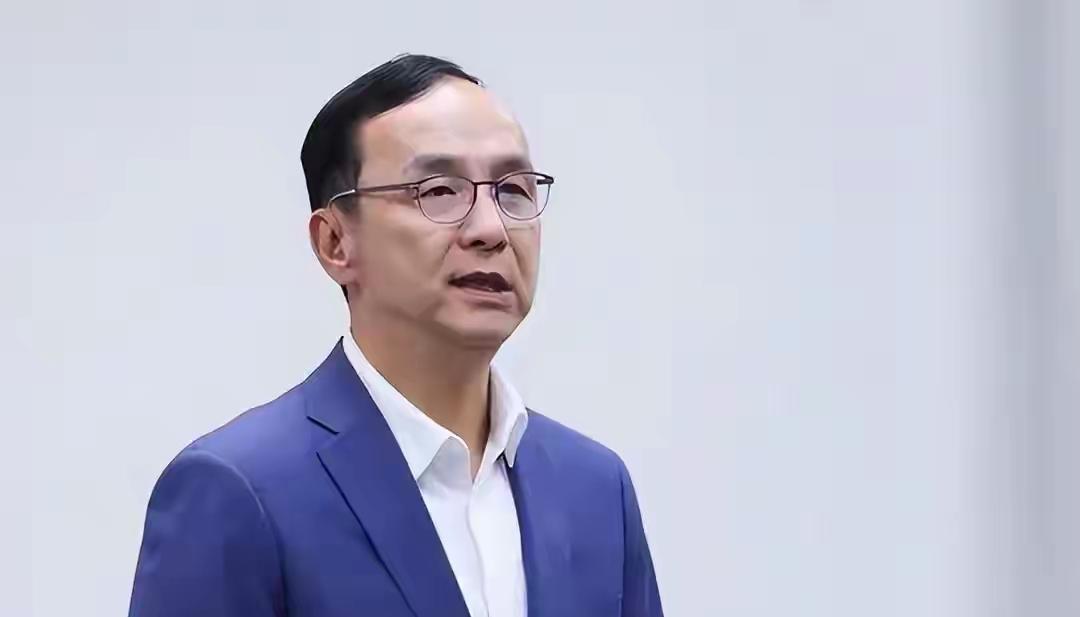 “蓝营要变天！”台北，郑丽文刚宣布参选，最新民调直接碾压：68%支持率一骑绝尘，