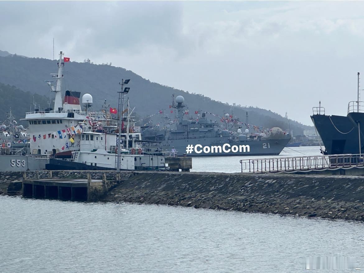 韩国赠送给越南的第三艘浦项级轻护已抵达越南，舷号为HQ-21。韩越双方于今年8月