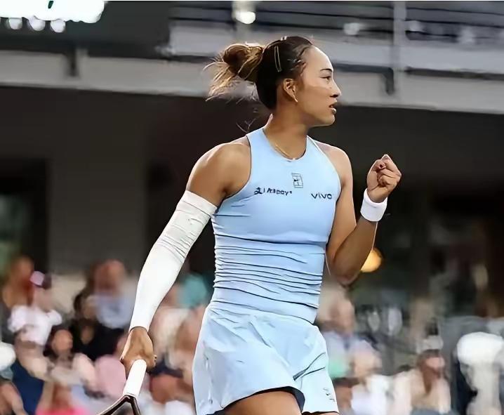 郑钦文继续退赛！！！郑钦文退出了北美两站大师赛，又退出了美网，又退出了比利简金