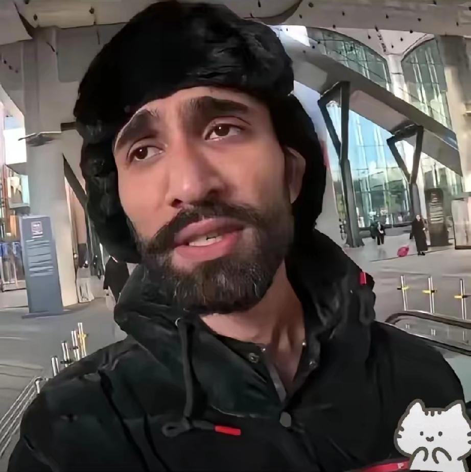 印度网红想逃单？中国店主可不吃这套！听说有个印度网红来中国旅游，跑去面馆吃饭