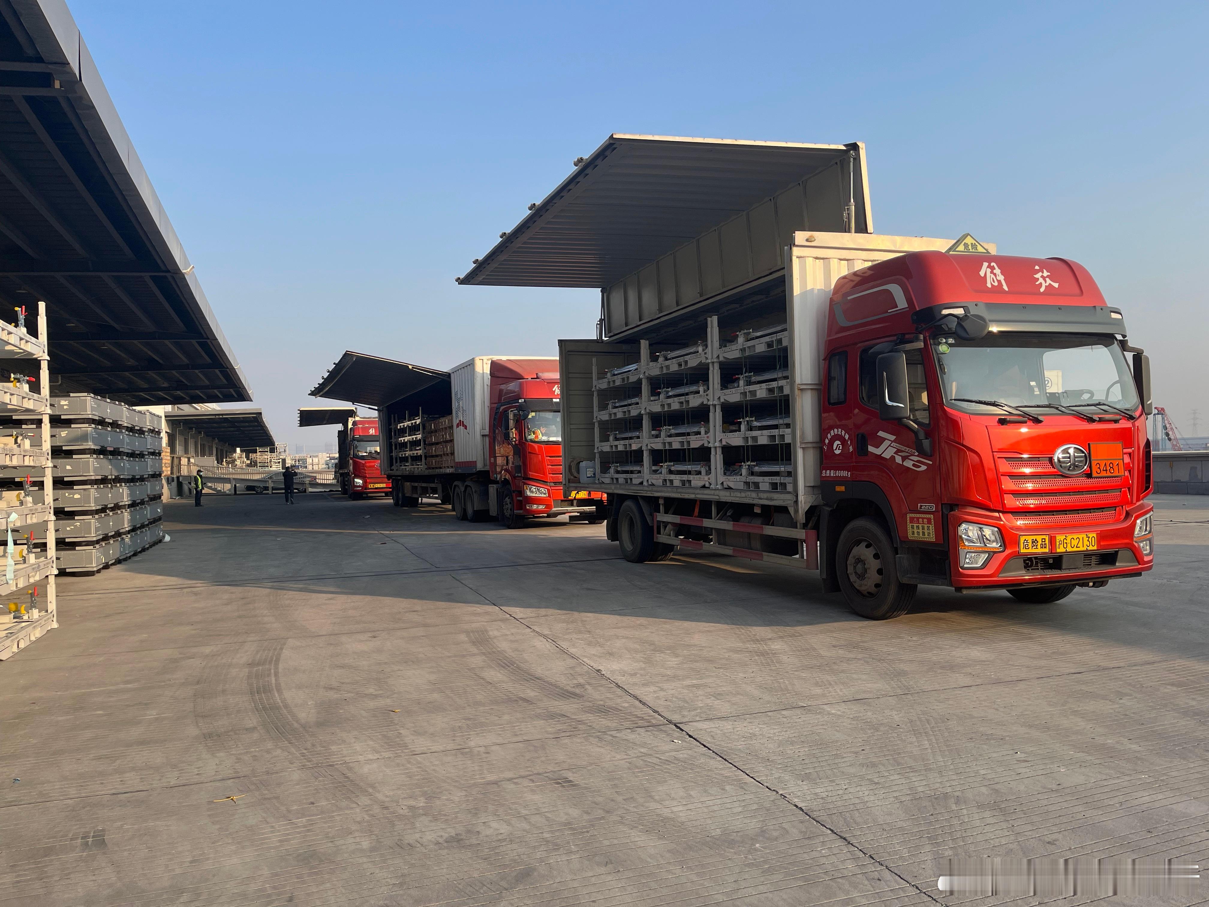 这8000块全新电池包投放完成后，全国可用的乐道电池将增至约15000块