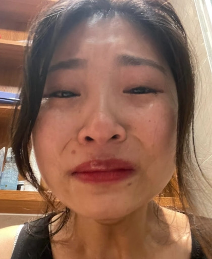 好难呀！我今年都35岁了，到现在还是单身，我曾经谈过5个男朋友，基本上都同居
