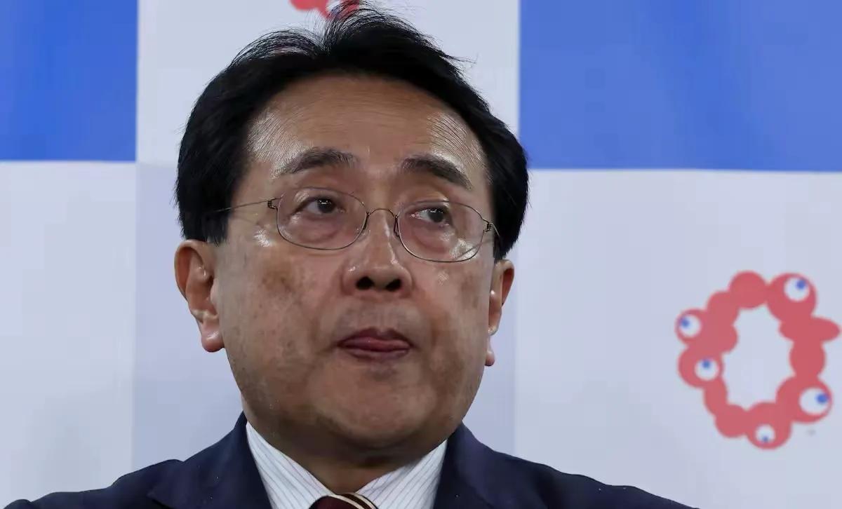 不搭理，日本连续抗议。6月30号这天，日本彻底坐不住了，俩管事的大臣跳出来找