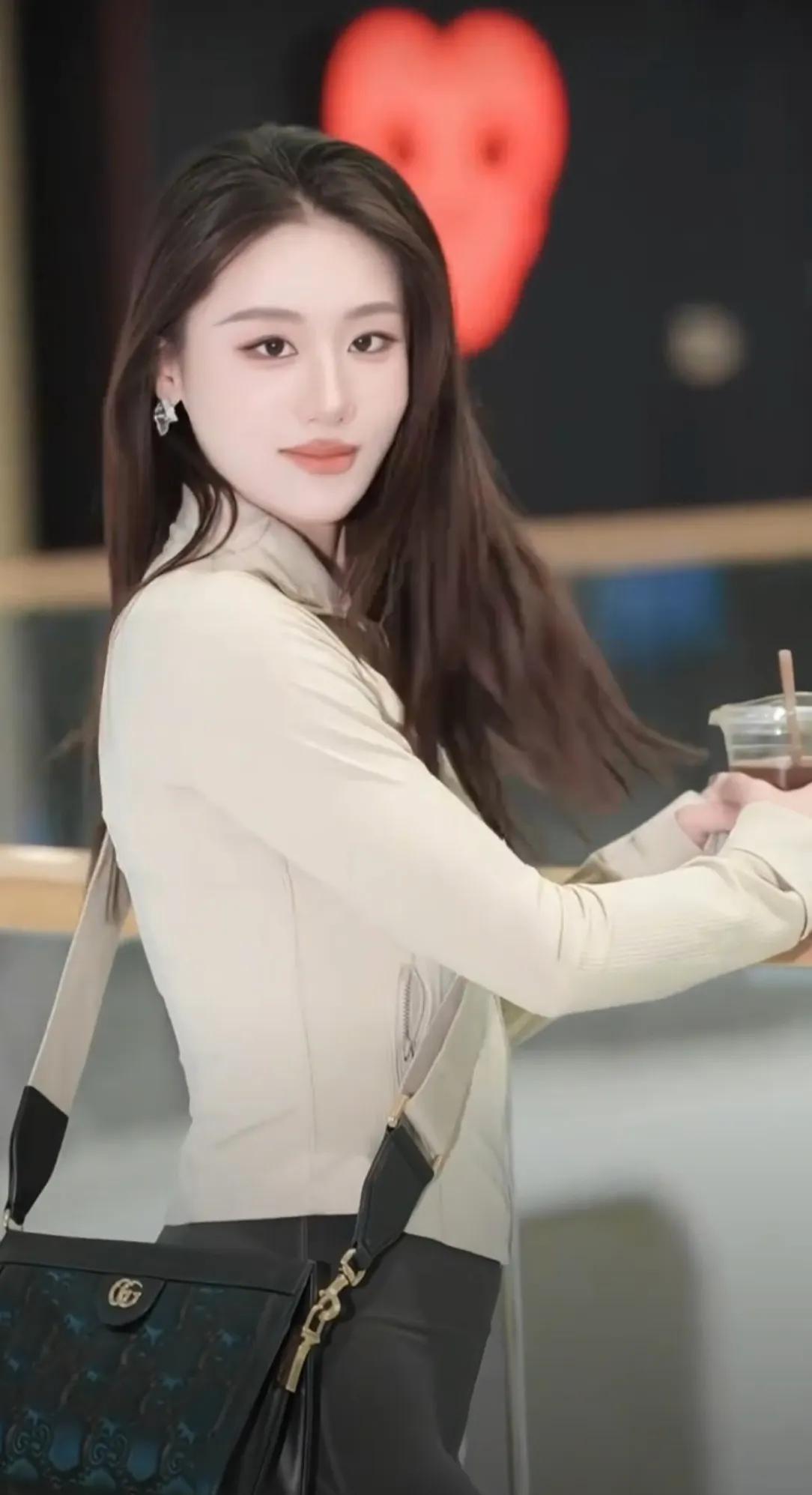 清纯美丽！