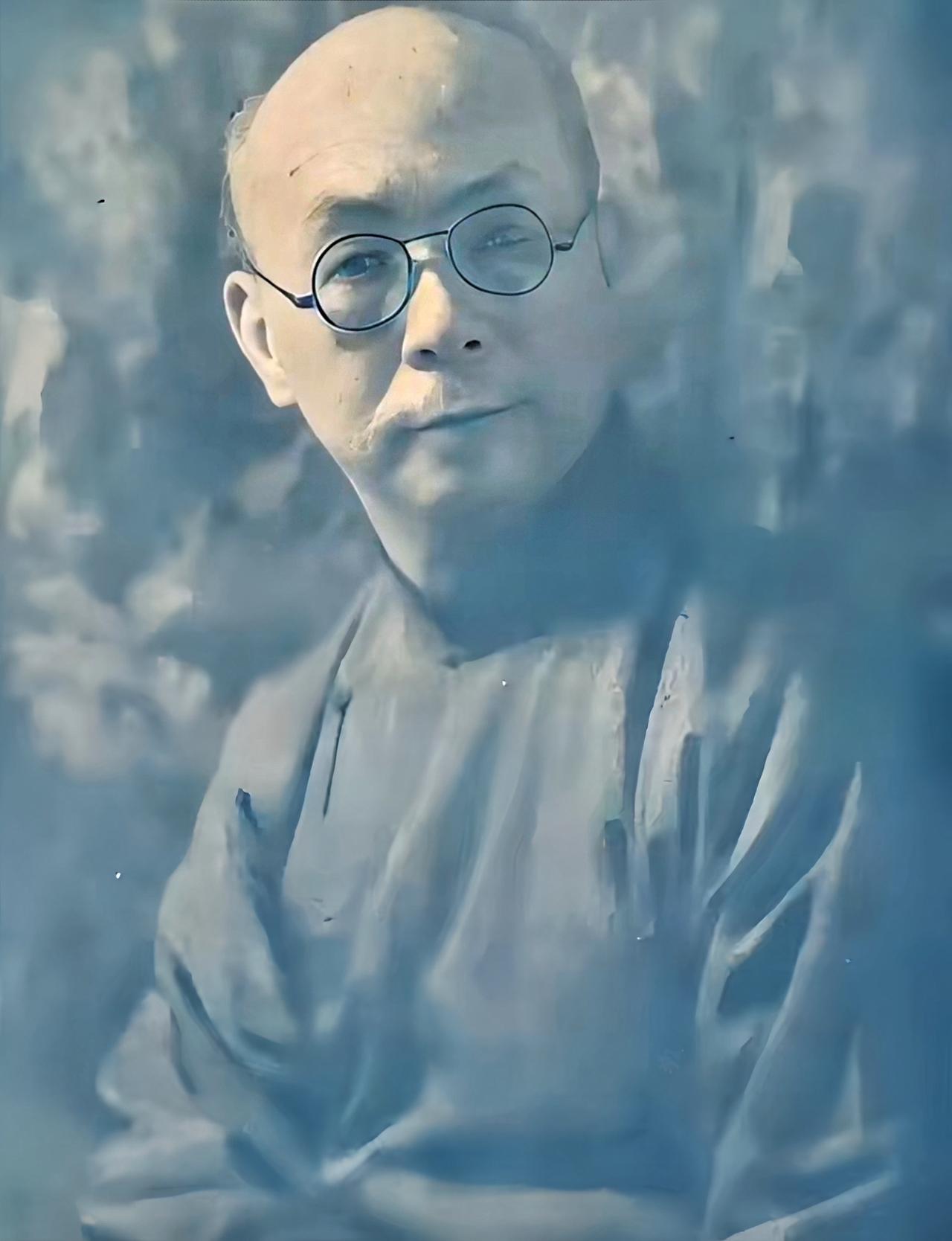 中国最大汉奸是谁？远比汪精卫更加可恨。若是无他，日本连中国大门都进不了。 1
