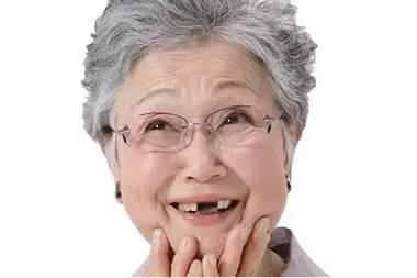 50岁前牙齿掉了, 算正常现象吗?