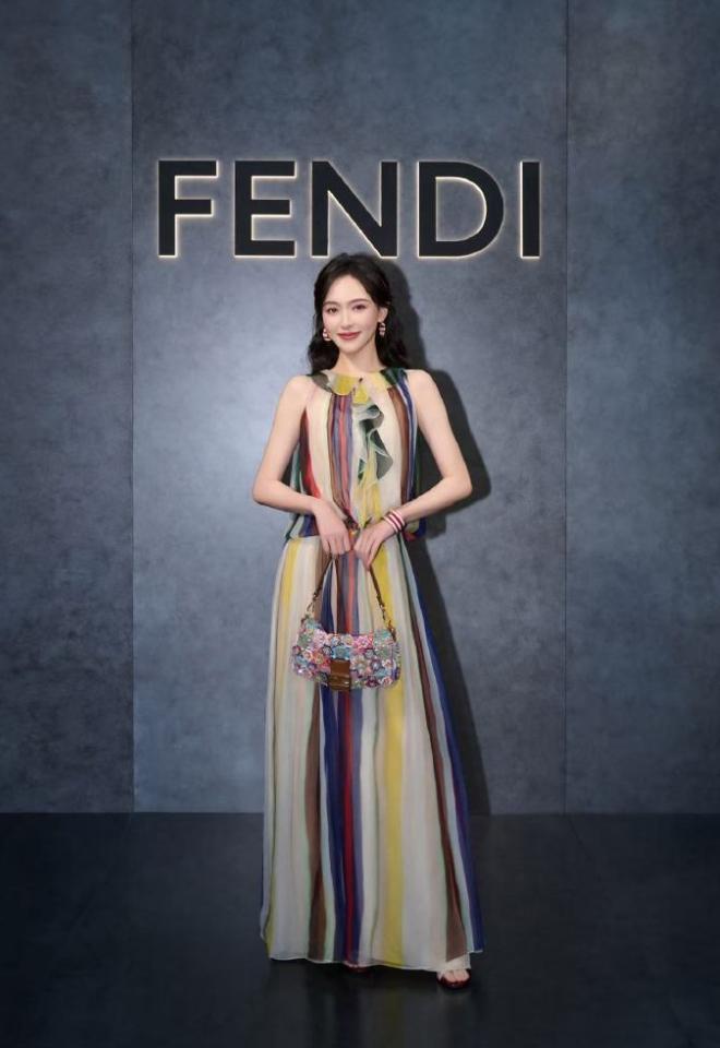 芬迪最新活动阵容！芬迪目前品牌代言人唐嫣，男装代言人张若昀和檀健次，形象大使宋