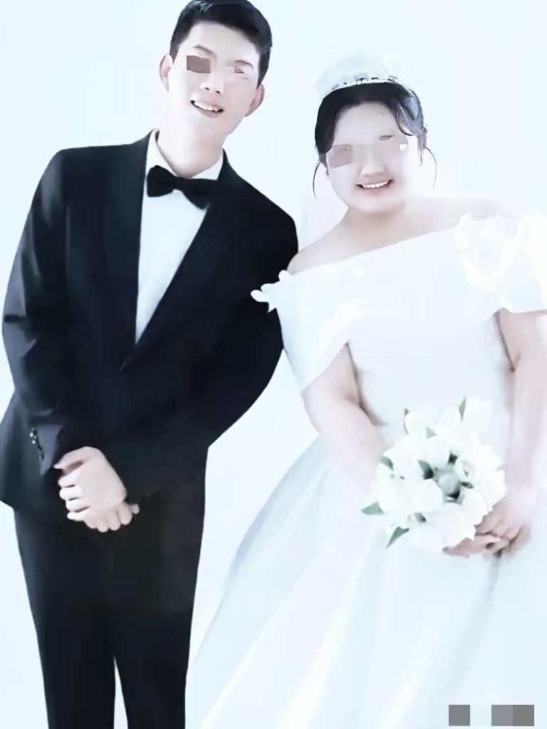新郎出事后续：其母亲首度发声披露婚礼前细节。事发前一日，新郎上午10点赴女方