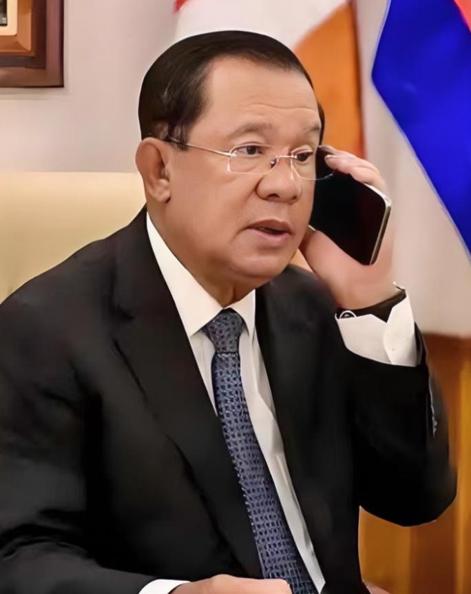 彻底认怂！泰国柬埔寨签署停火协议后，多家外媒披露，柬埔寨方面还向泰国承诺会连手打