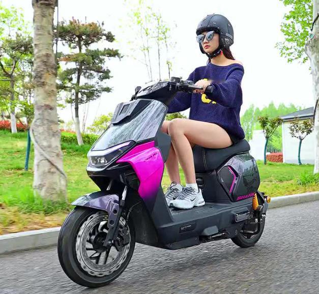 新国标电动车必选碟刹？别交智商税！内行人说实话很多人买新国标电动车，都会纠结