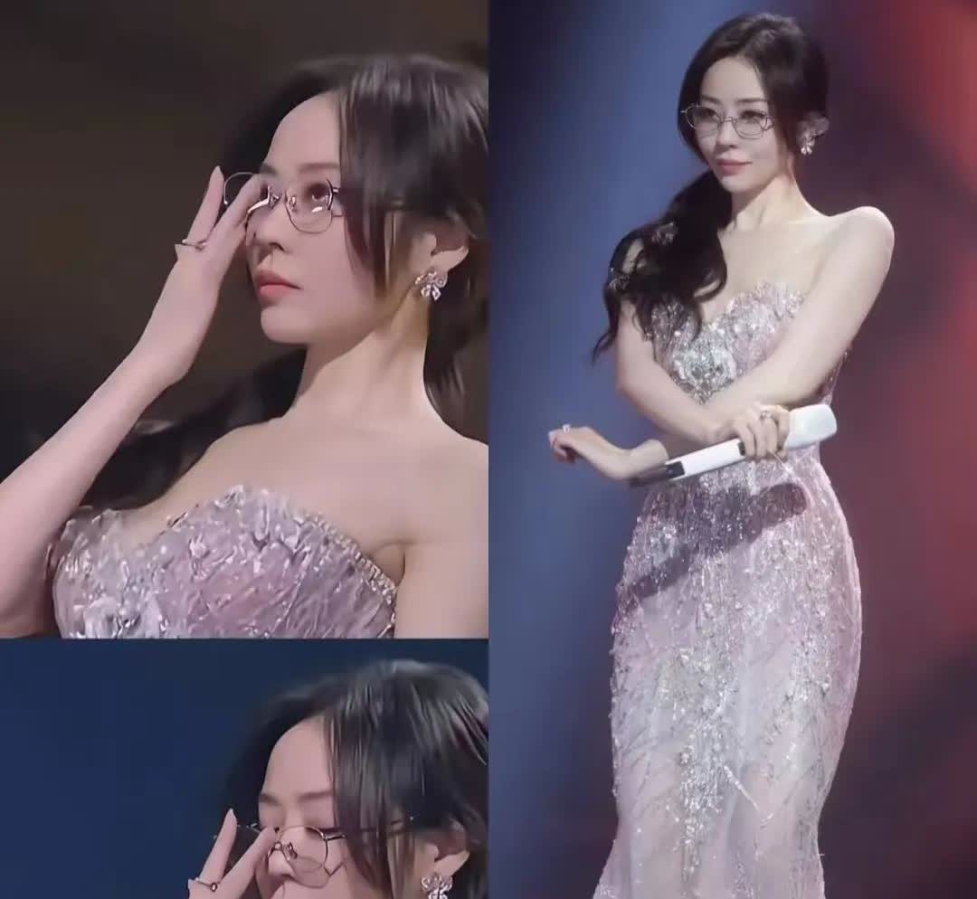 你们发现没？现在的张靓颖，变得越来越勾人了。万万想不到，竟然是因为她又找
