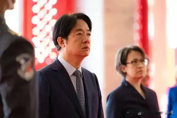 台当局禁台胞参加阅兵，岛内网友炸锅：我们台湾人也是抗战英雄后裔！赖清德这波