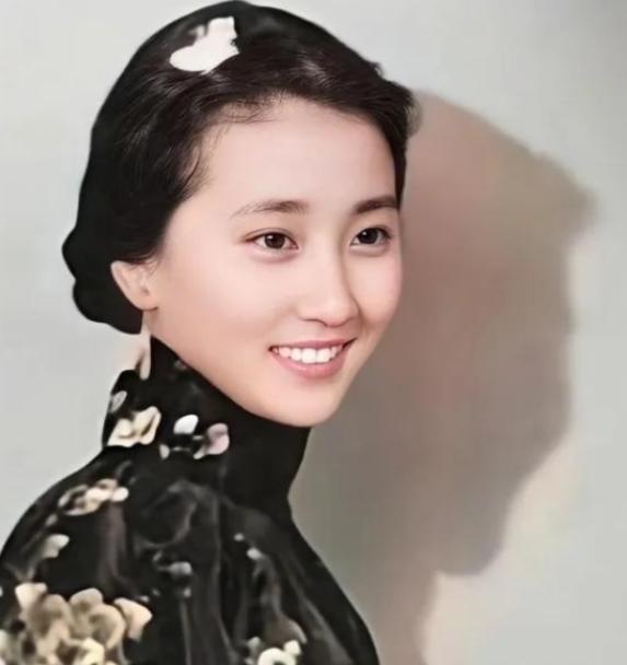 1969年，钱学森刚给老父亲办完丧事，一笔3000块的补发工资就到手了，那时候普
